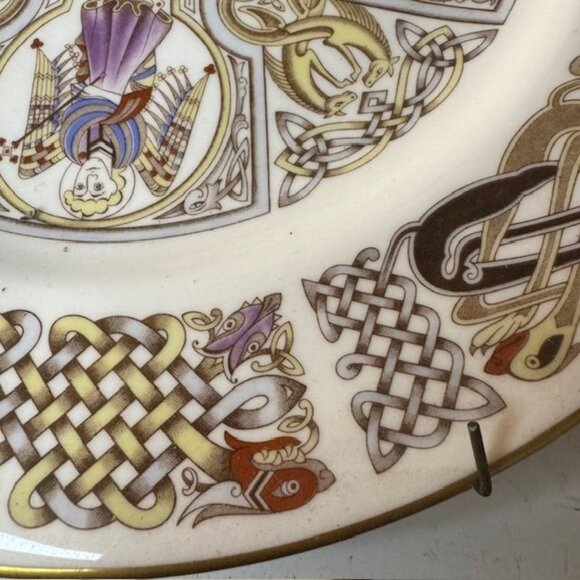 Spode Bone China England Iona Plate With Celtic & Religious Symbolism - Picture 4 of 13